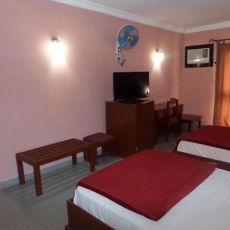 Hotel Newcastle Lagos Kültér fotó