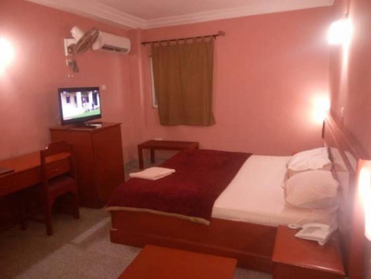 Hotel Newcastle Lagos Kültér fotó