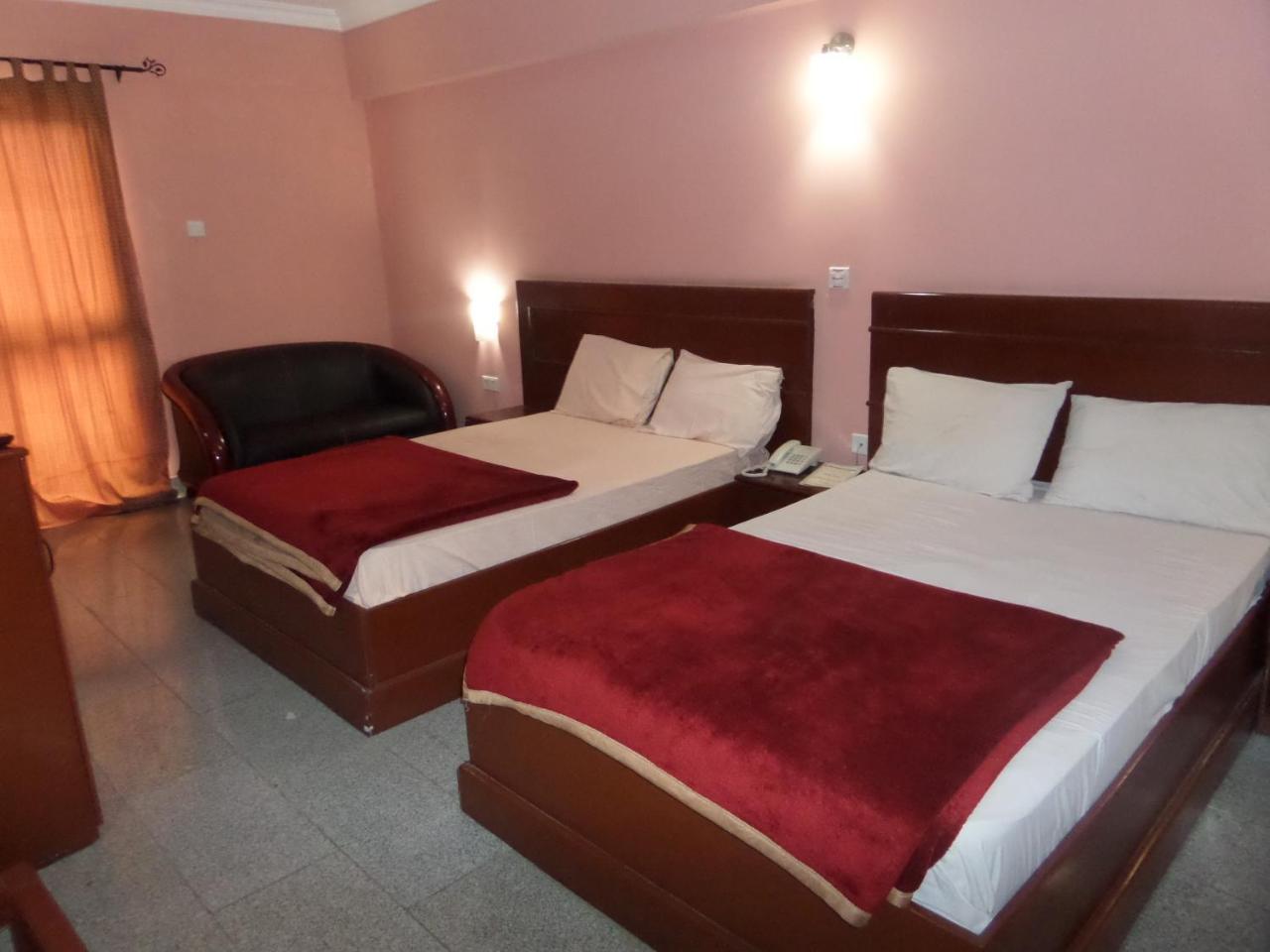 Hotel Newcastle Lagos Kültér fotó
