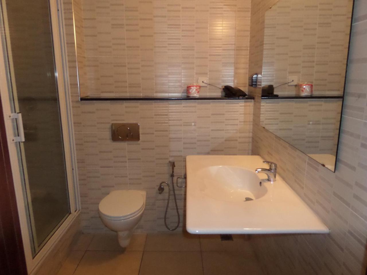 Hotel Newcastle Lagos Szoba fotó